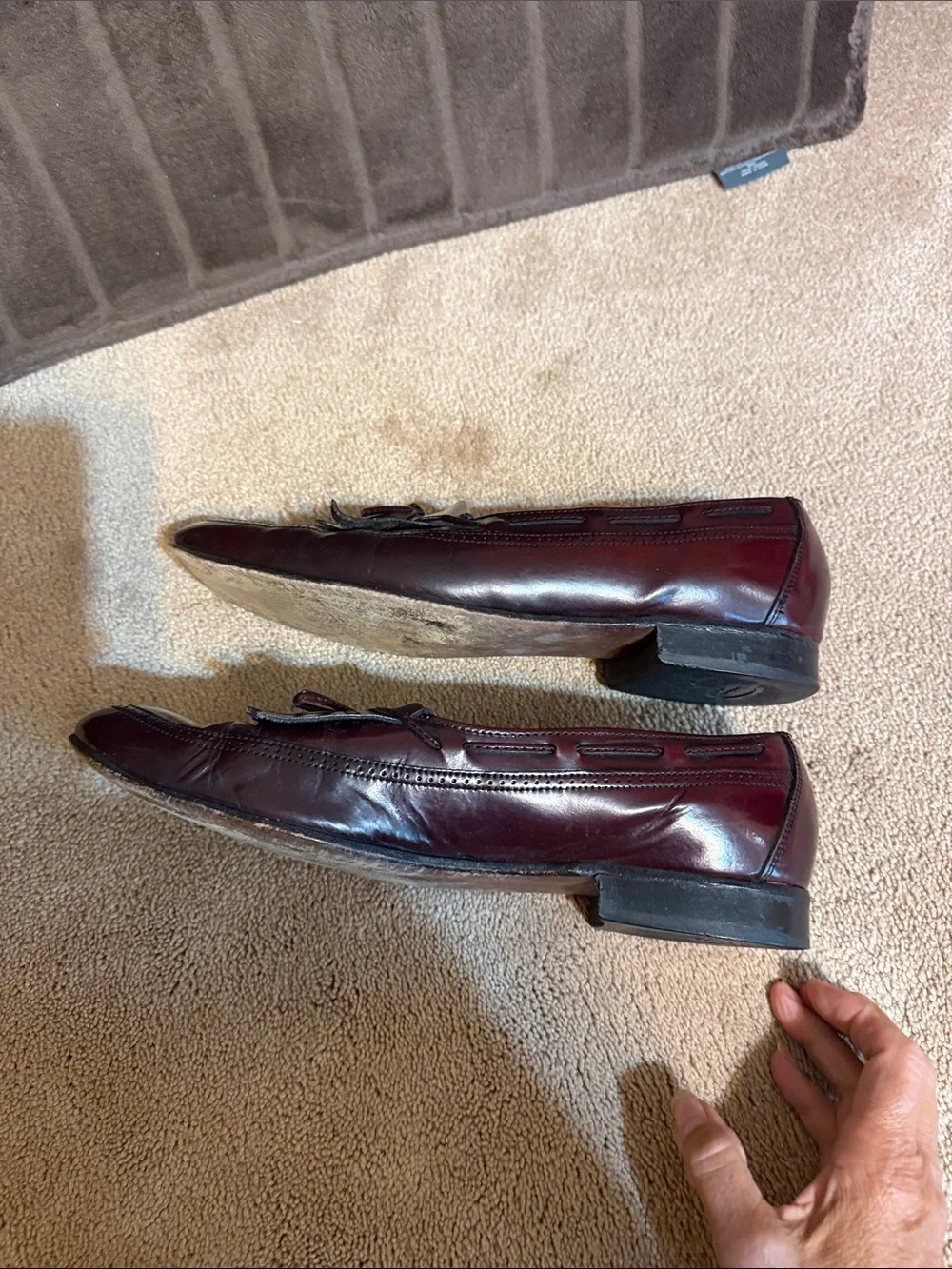 Dexter Men's Burgundy Tassel Kiltie Loafers